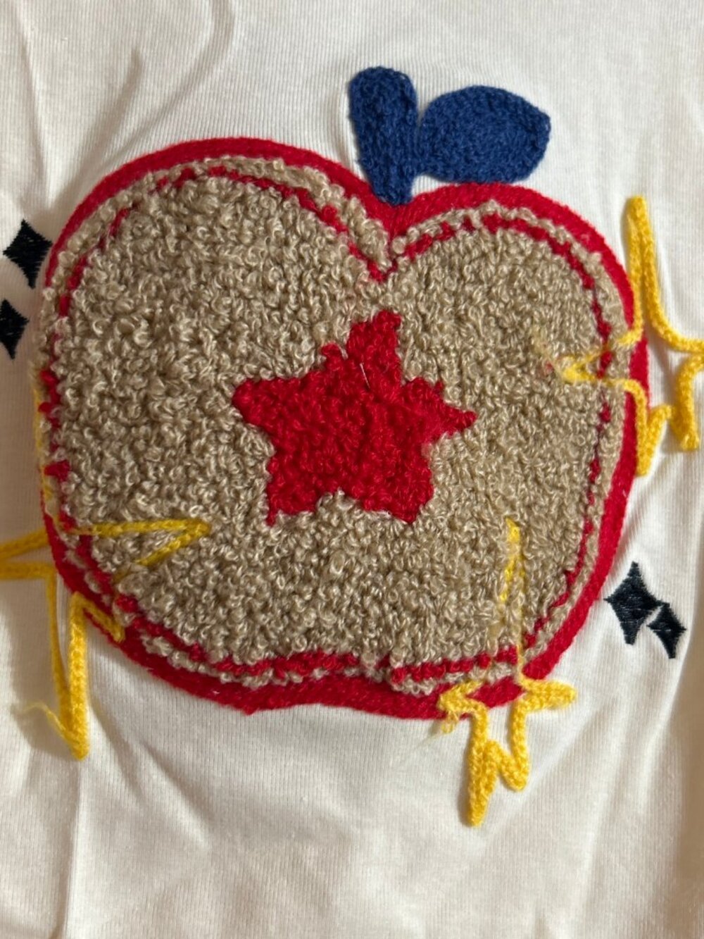 Y2K Vintage Cream T-Shirt – Size S, Embroidered Heart & Cross, Red Trim - Picture 2 of 5